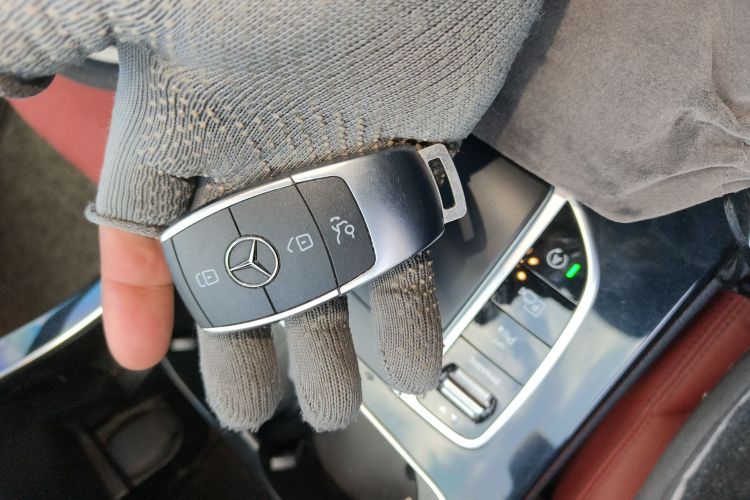 奔驰C级 2021款 C 260 星耀臻藏版中控内饰11