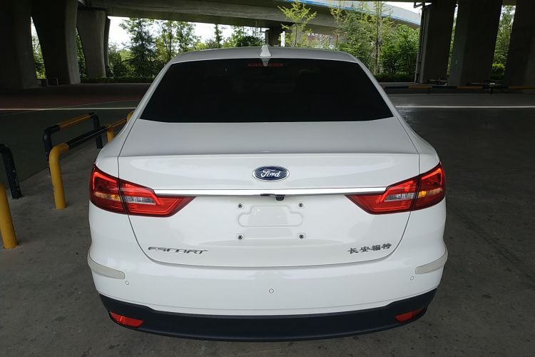 福特 福睿斯 2019款 改款 1.5L 自动悦享型 国VI车身外观6004