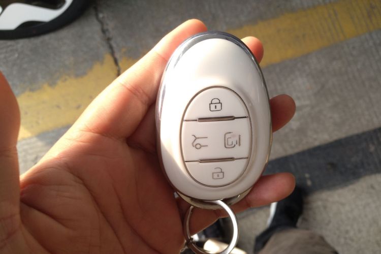 ARCFOX极狐 极狐考拉 2023款 家庭版中控内饰7001