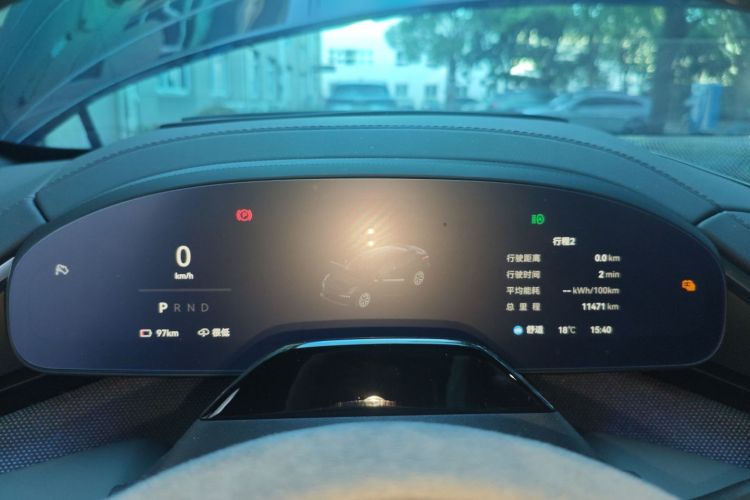 极氪001 2024款 ME版 100kWh 四驱中控内饰14