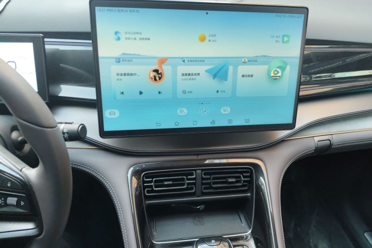 比亚迪 护卫舰07 2023款 DM-i 100KM 尊贵型中控内饰16