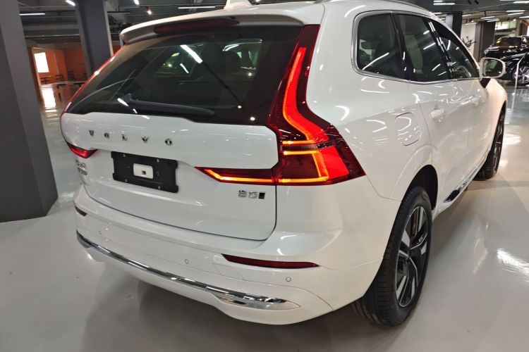 沃尔沃XC60 2026款 B5 四驱智远豪华版车身外观6005