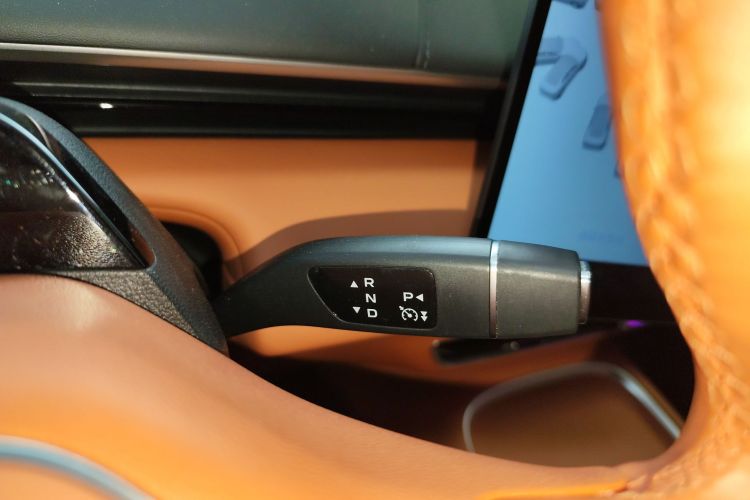 深蓝汽车 深蓝S07 2024款 215Max 乾崑智驾ADS SE增程版中控内饰18