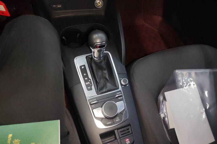 奥迪A3 2020款 Limousine 35 TFSI 进取型 国VI中控内饰18