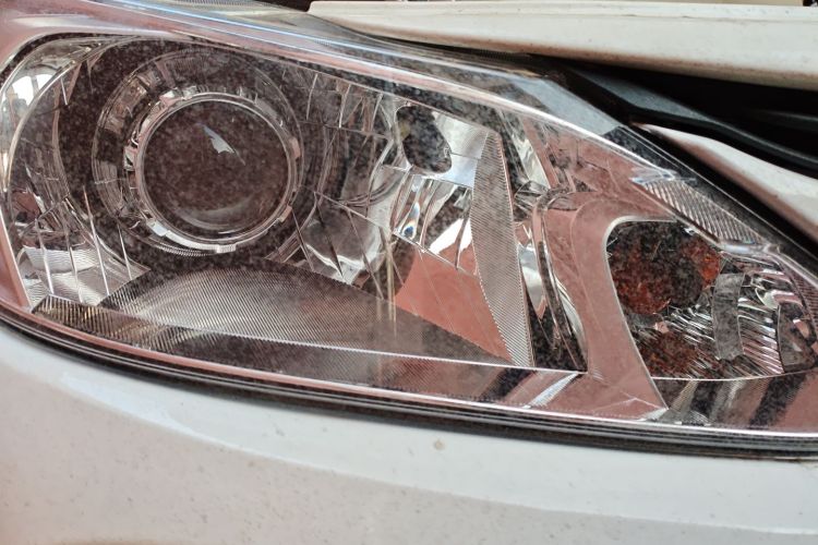 丰田 威驰 2017款 1.5L 手动创行版车身外观8