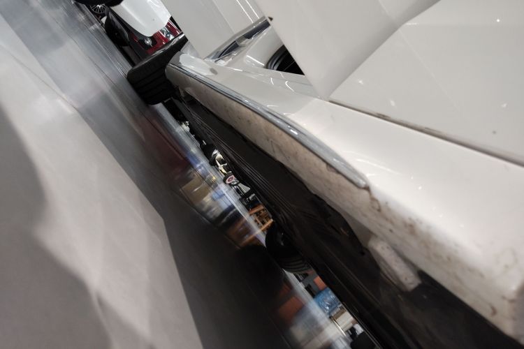 奔驰C级 2022款 改款 C 200 L 运动版局部细节9001