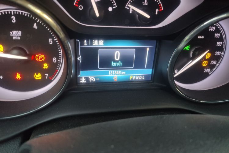 别克 昂科威 2018款 28T 四驱精英型中控内饰15