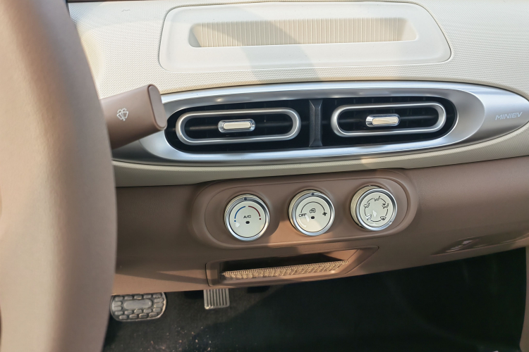 五菱汽车 宏光MINIEV 2025款 四门版 进阶款局部细节16