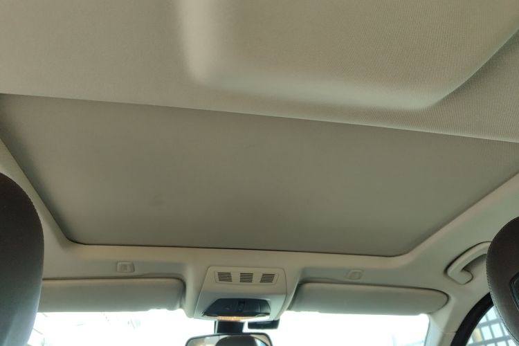 宝马5系 2014款 525Li 豪华设计套装局部细节22