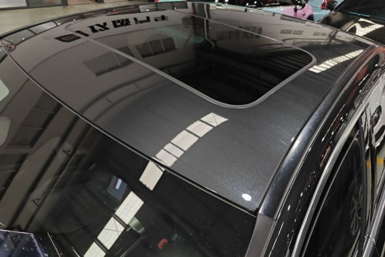 奔驰C级 2024款 C 200 L 运动版局部细节57