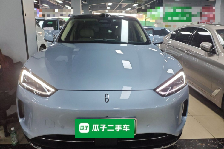 鸿蒙智行 问界M5 2023款 纯电四驱智驾版车身外观2