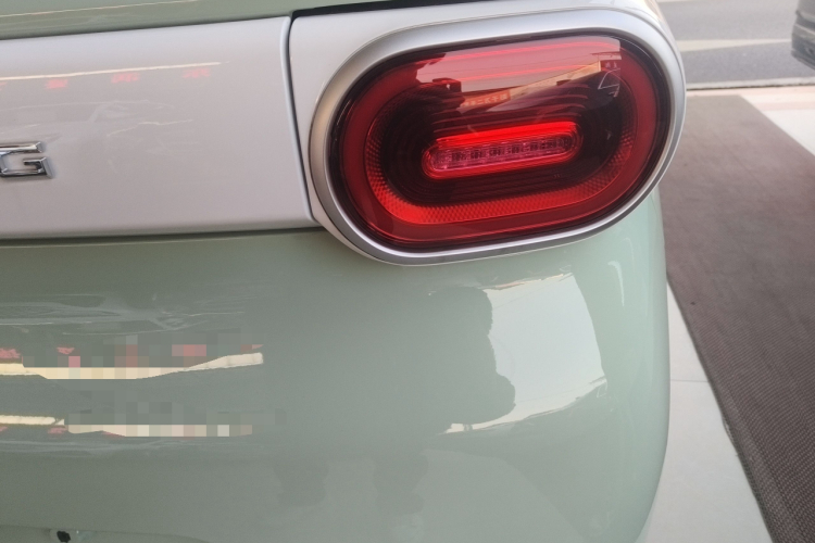 五菱汽车 宏光MINIEV 2024款 第三代 215km 青春版车身外观6006