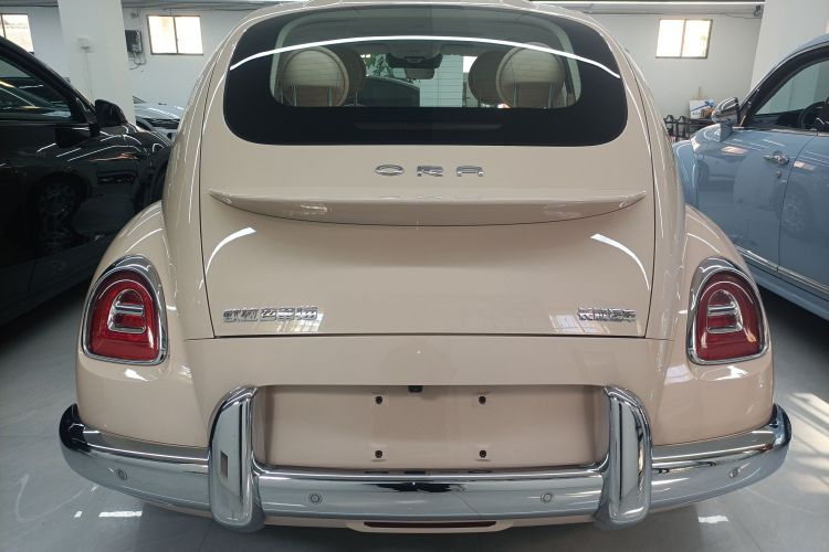 欧拉芭蕾猫 2022款 401km 胡桃夹子版车身外观6