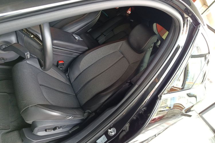 蔚来EC6 2022款 75kWh 性能版局部细节19