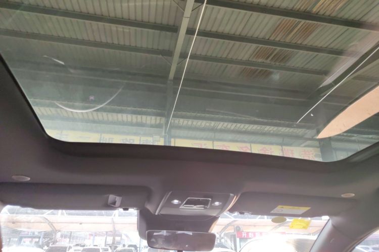 比亚迪 宋PLUS新能源 2025款 DM-i 智驾版 112KM 尊荣型局部细节22