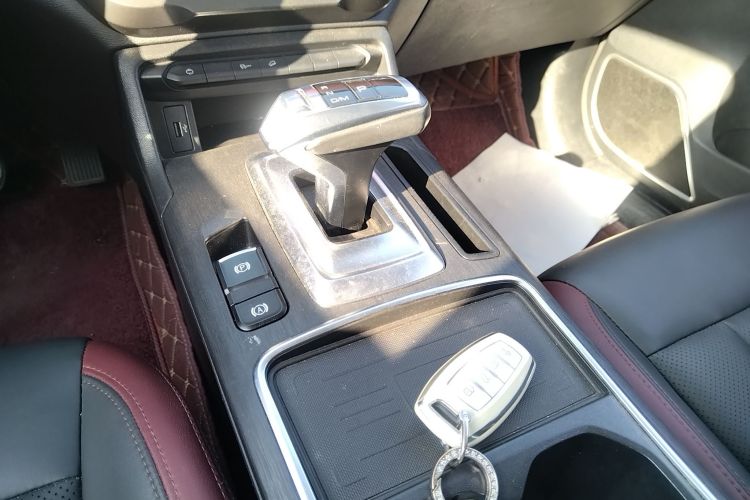 哈弗H6 Coupe 2021款 智联版 1.5T 自动两驱精英型中控内饰18