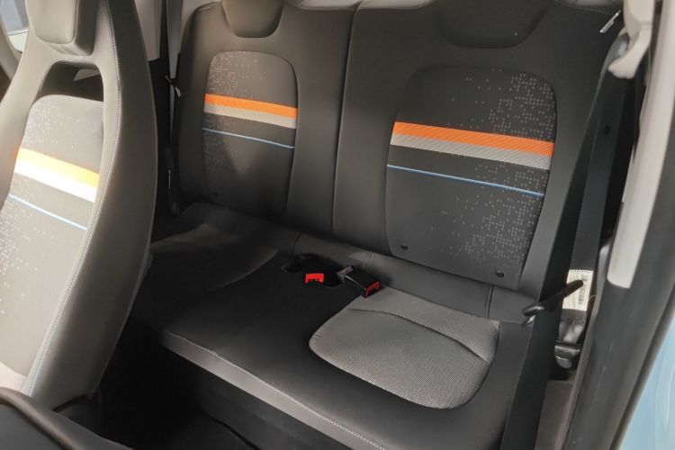 五菱汽车 宏光MINIEV 2020款 自在款 三元锂中控内饰21