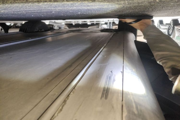 特斯拉 Model Y 2021款 标准续航后驱版局部细节9002