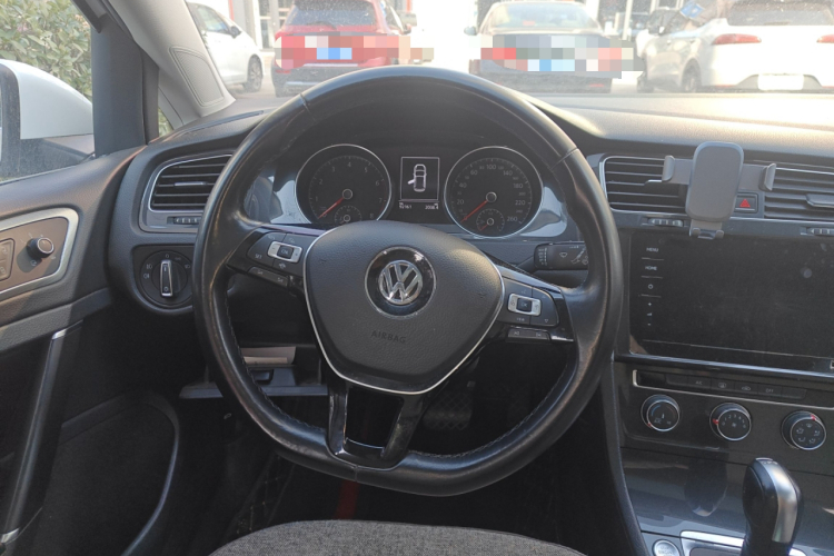 大众 高尔夫 2020款 挚爱版 280TSI DSG舒适型中控内饰13