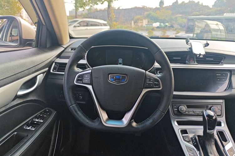 吉利汽车 帝豪 2018款 1.5L CVT向上互联版中控内饰13