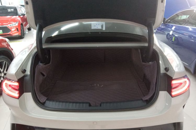 小米汽车 小米SU7 2024款 后驱超长续航高阶智驾Pro版机舱底盘23