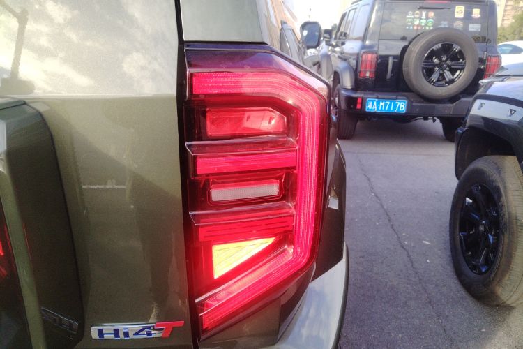 坦克400新能源 2023款 Hi4-T 超能版车身外观9