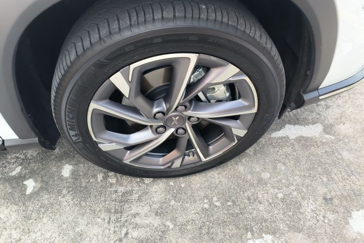 小鹏G3 2022款 G3i 520N+车身外观10