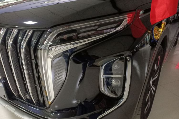 红旗HS7 2023款 2.0T 自动两驱旗享版 六座局部细节36