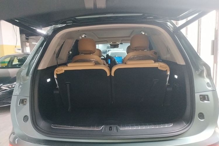 鸿蒙智行 问界M7 2022款 1.5T 后驱舒适版机舱底盘23