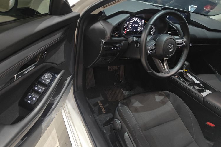 马自达3 昂克赛拉 2023款 2.0L 自动质炫版中控内饰20