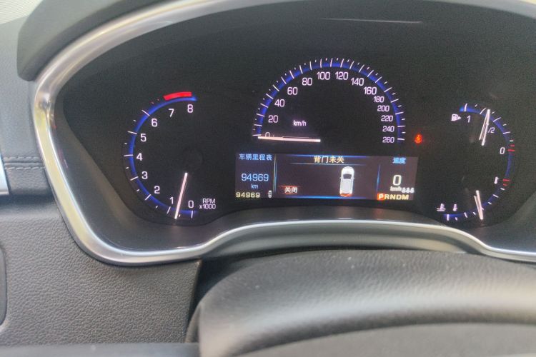 凯迪拉克SRX 2013款 3.0L 旗舰型中控内饰15