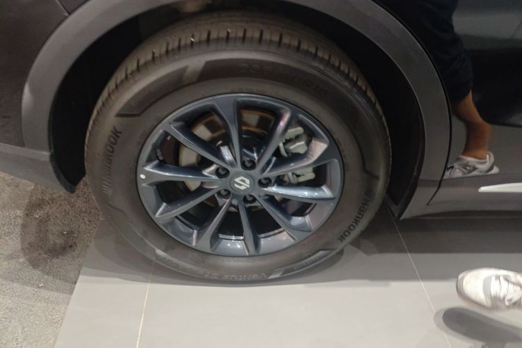 零跑汽车 零跑C11 2023款 增程 285智享版车身外观6008