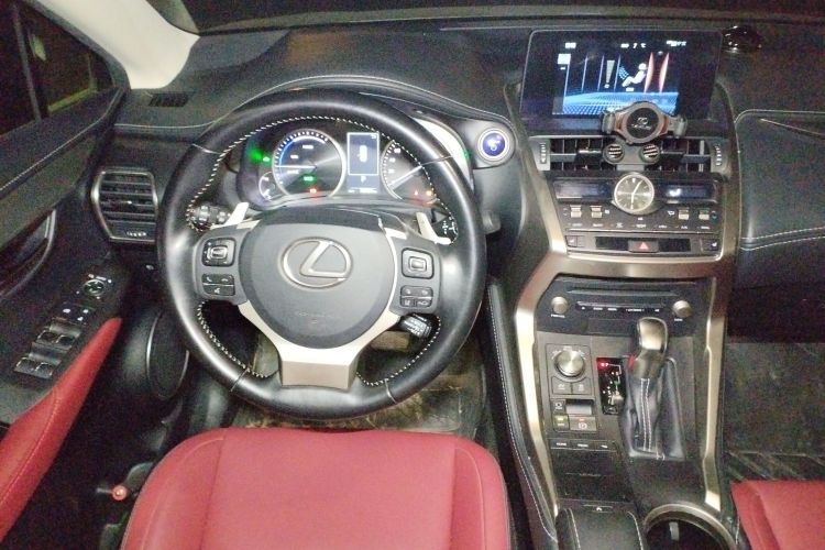 雷克萨斯NX 2020款 300h 前驱 锋尚版 国VI中控内饰13