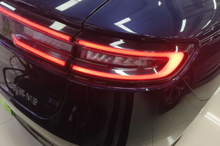 鸿蒙智行 问界M5 2022款 增程后驱标准版车身外观9