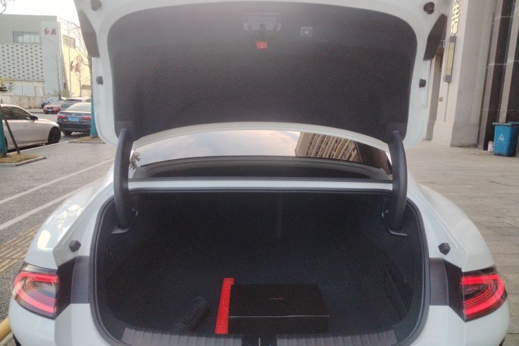 小米汽车 小米SU7 2024款 后驱长续航智驾版机舱底盘23