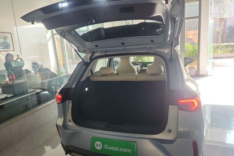 五菱汽车 缤果S 2025款 325km 尊享款机舱底盘23