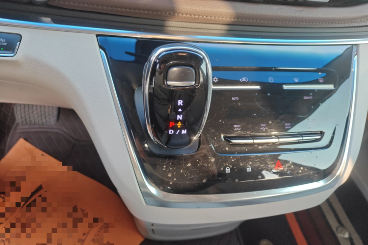 别克GL8 2023款 陆上公务舱 智享型局部细节18