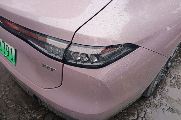 埃安 AION RT 2025款 650激光雷达版车身外观9