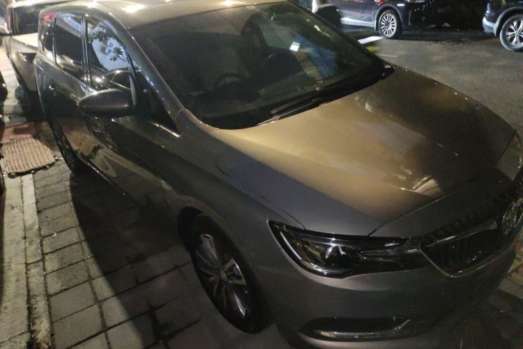 别克GL6 2018款 18T 6座尊贵型车身外观6002