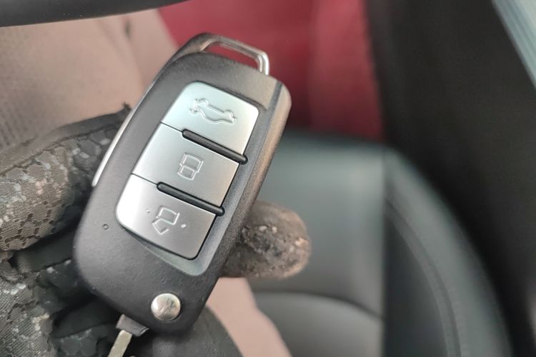 吉利汽车 帝豪 2026款 第4代 400万纪念款 1.5L 手动超越型中控内饰11