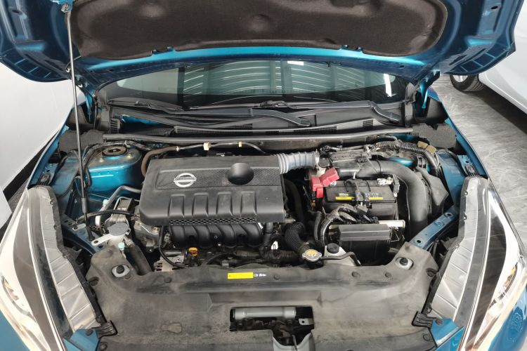 日产 蓝鸟 2020款 1.6L CVT智联智酷版机舱底盘24