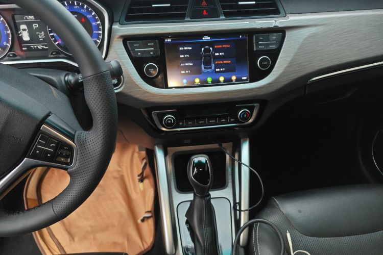 吉利汽车 远景X3 2017款 1.5L 自动精英型中控内饰16