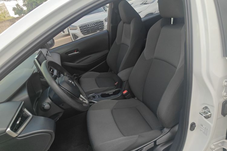 丰田 雷凌 2021款 185T CVT豪华版中控内饰19