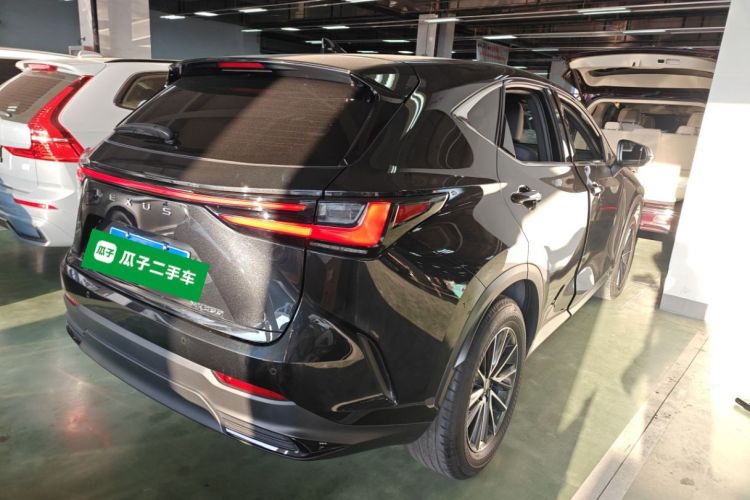 雷克萨斯NX 2023款 260 前驱 创驰版车身外观6005