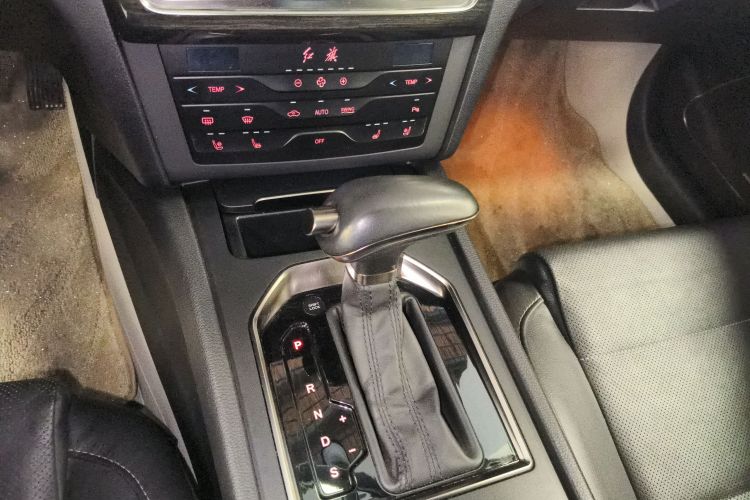 红旗H7 2019款 1.8T 舒适版局部细节18