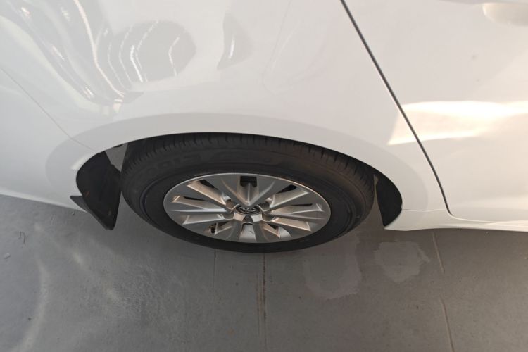 丰田 卡罗拉 2021款 1.2T S-CVT先锋PLUS版车身外观6008