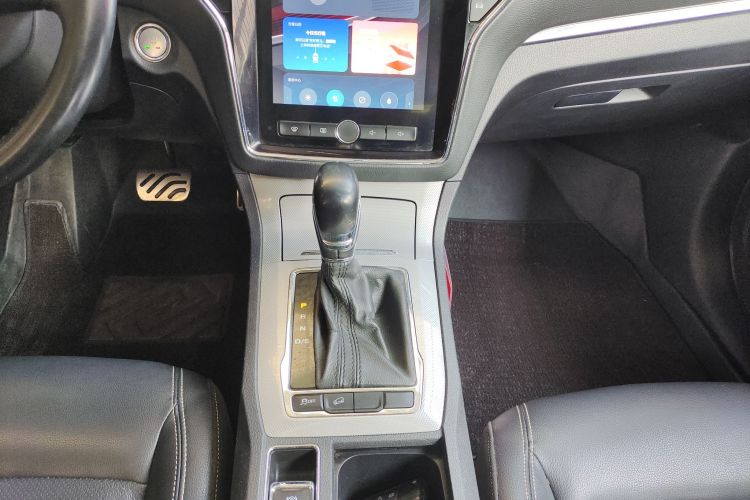 荣威RX5 2016款 20T 两驱自动互联网智享版中控内饰18