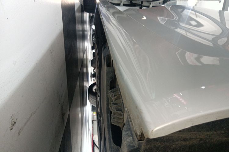 宝马5系 2021款 改款 525Li 豪华套装机舱底盘30