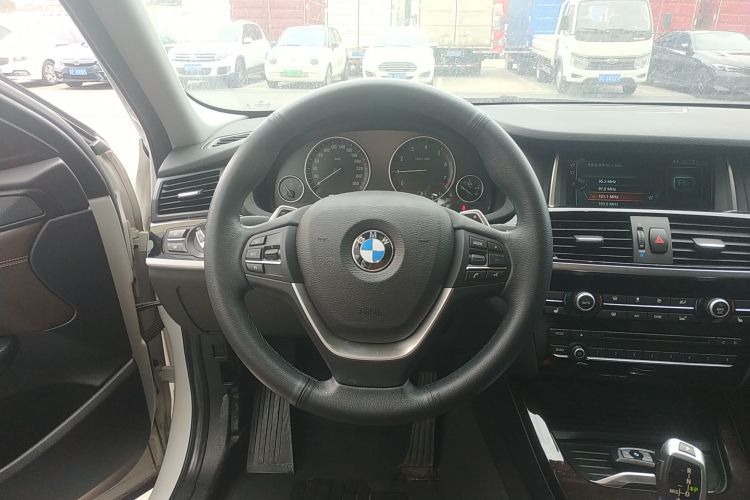 宝马X4 2014款 xDrive20i X设计套装中控内饰13