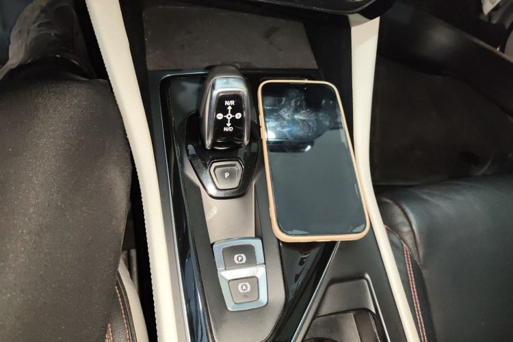 领克02 2018款 1.5T DCT两驱耀Pro版 国V中控内饰18